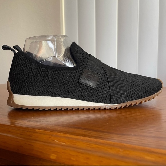 Born Newbury Slip-On Sneaker Black Size 10 - Picture 4 of 16
